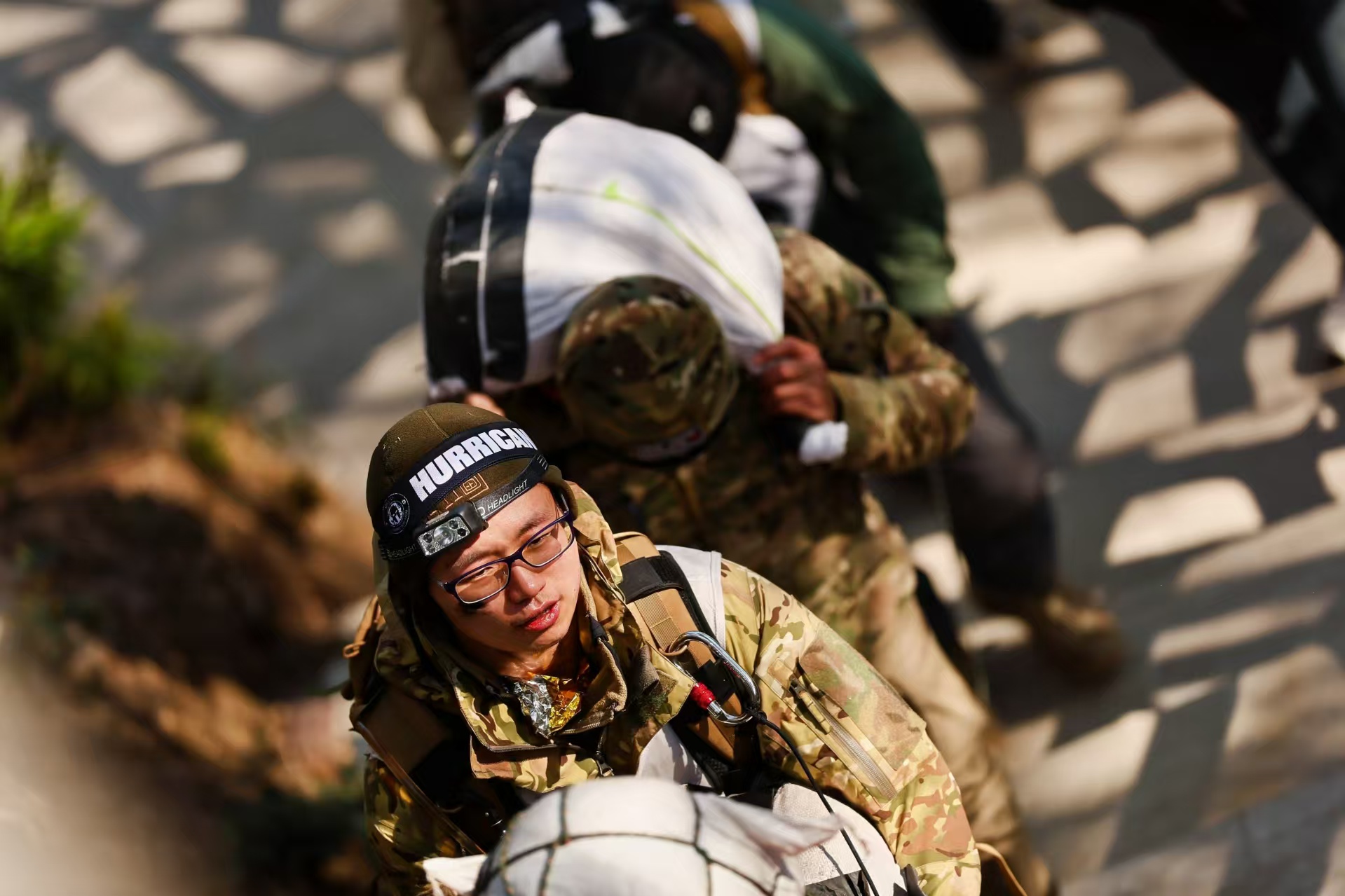 斯巴达勇士24小时飓风赛莫干山开赛 百名勇士挑