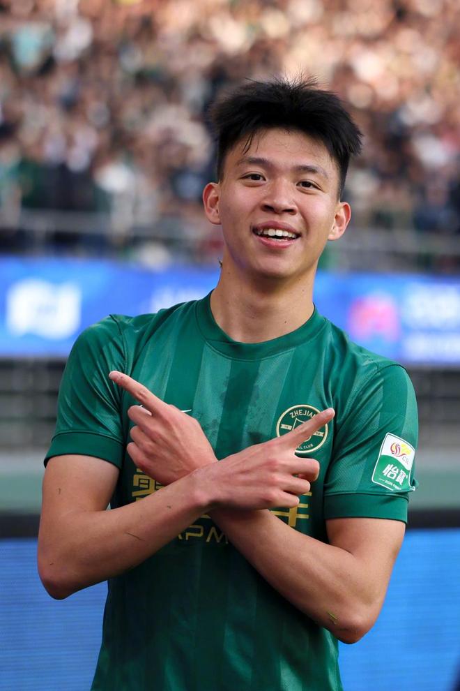 王钰栋连续两场破门成浙江队对阵海牛最佳射手