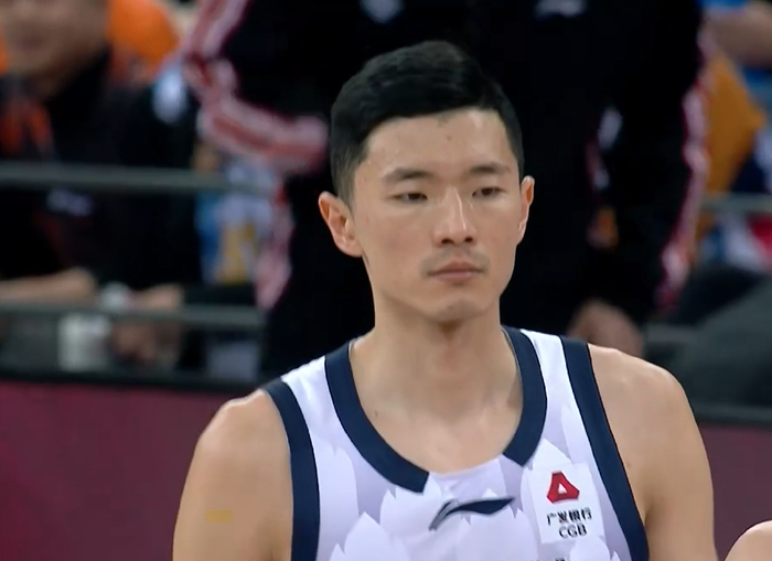 山东男篮遭宁波队30分惨败 邱彪怒斥战术混乱
